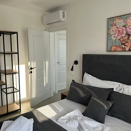 Mm 3* Sarandë