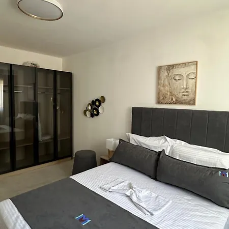 Frühstückspension Mm Sarandë