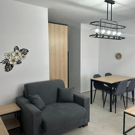 Mm 3* Sarandë