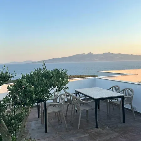 Frühstückspension Mm Sarandë
