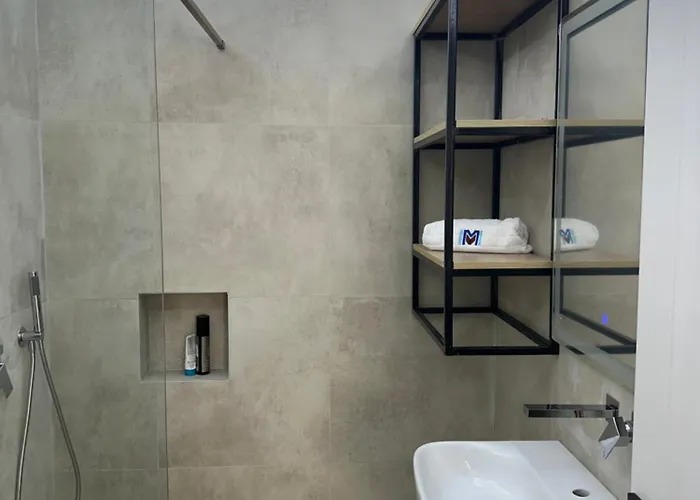 Mm Bed and Breakfast 3*