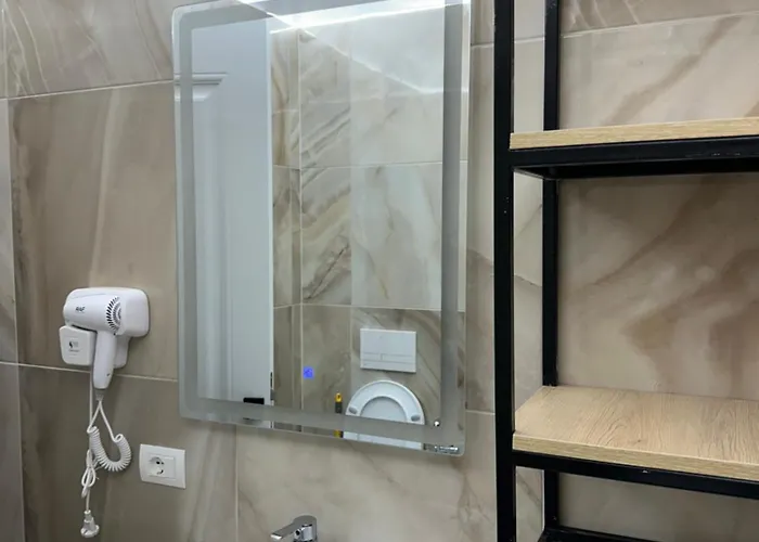 Mm 3* Σαράντα