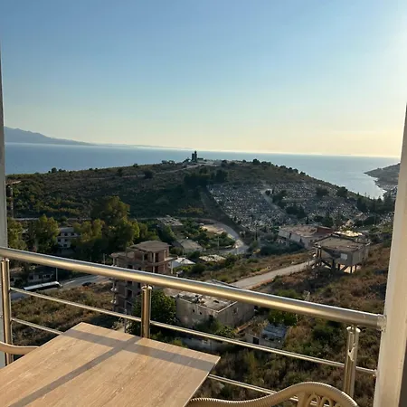 Mm فندق مبيت وإفطار ساراندا