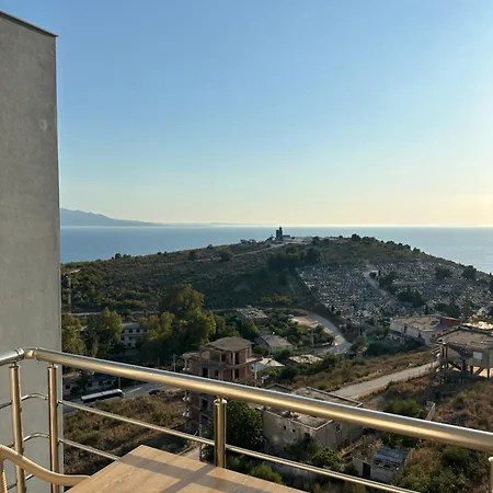 Mm ベッド・アンド・ブレックファスト Sarandë