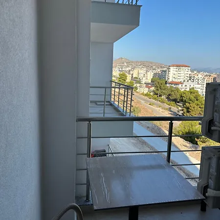 Mm فندق مبيت وإفطار ساراندا