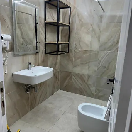 Oda ve Kahvaltı Mm 3*