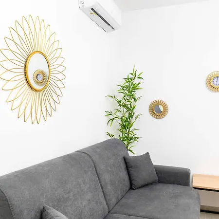 Mm 3* Sarandë
