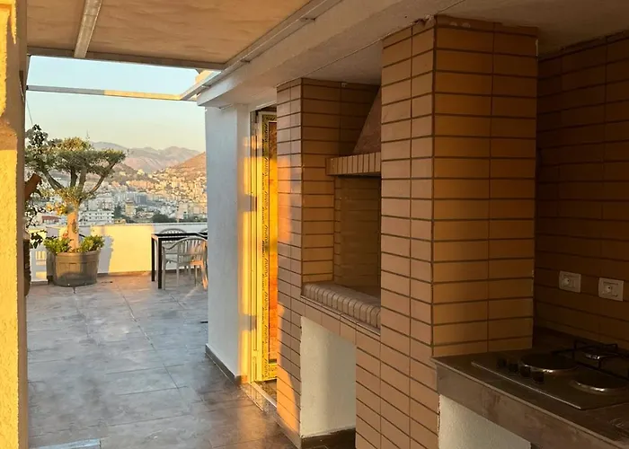 Couette-café Mm Saranda